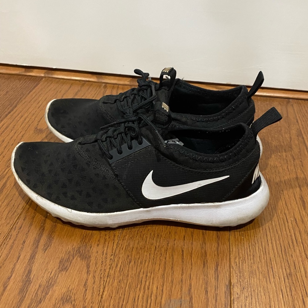 Nike Black Running Shoes